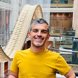 Meet your Posher, Loghman